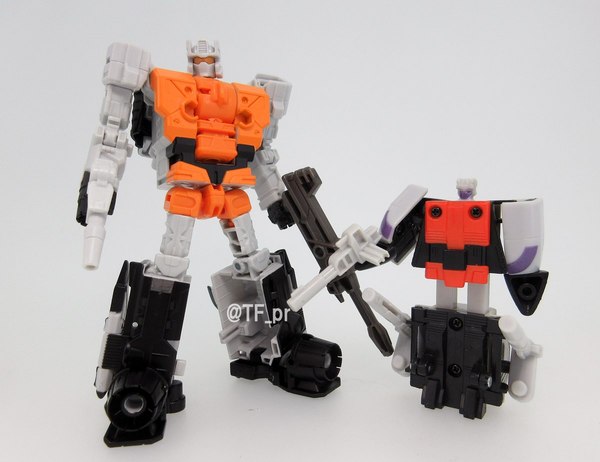 UW EX Unite Warriors Baldigus   New Production Sample Photos Compare Bruticus Recolor To Original Car Robots Figures  (4 of 6)